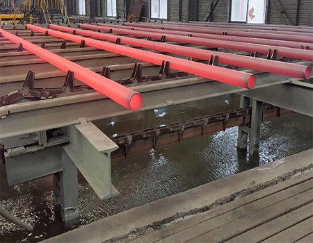 Q235 Czarna stalowa rura bez szwu walcowana na gorąco ASTM A53 Gr.B Carbon Erw Weld Round