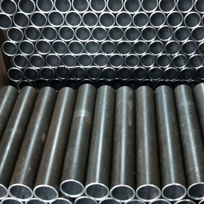Jasna rura stalowa bez szwu o średnicy zewnętrznej 25 mm ASTM A36 z usługą cięcia na długość